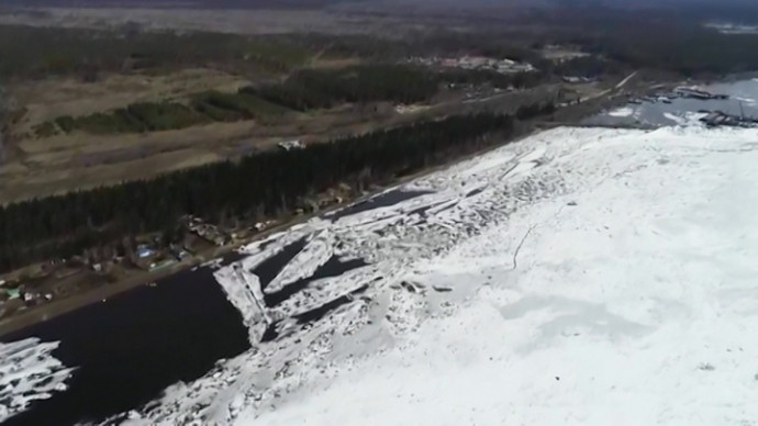 Ледоход в Якутии приближается к столице региона