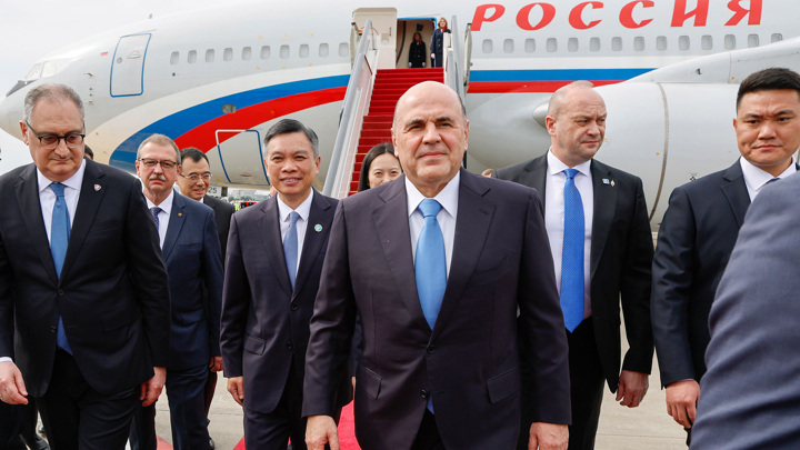 Мишустин начал встречу с премьером Госсовета КНР