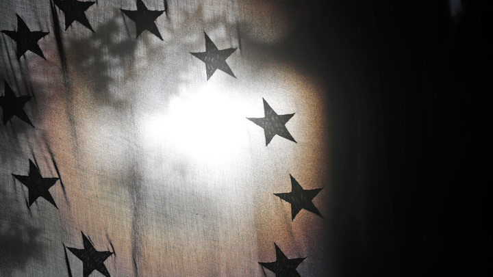 В ЕК намерены усилить проверки заявлений россиян на получение шенгенских виз