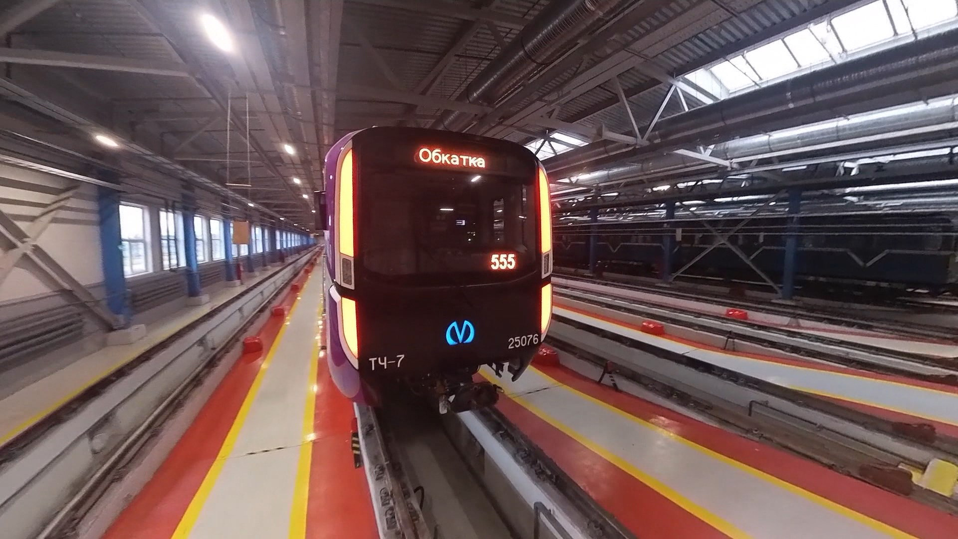 Новый состав стал подарком к 70-летнему юбилею метрополитена Петербурга