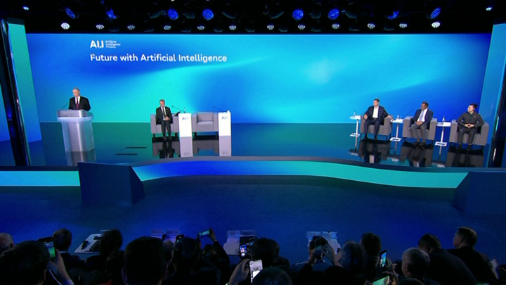 Путин: нужно формировать рынок для применения достижений ИИ