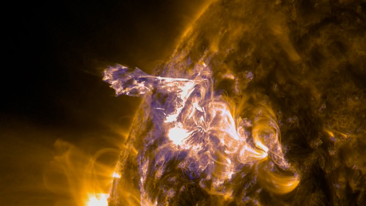 В среду на Землю обрушится магнитная буря уровня G2