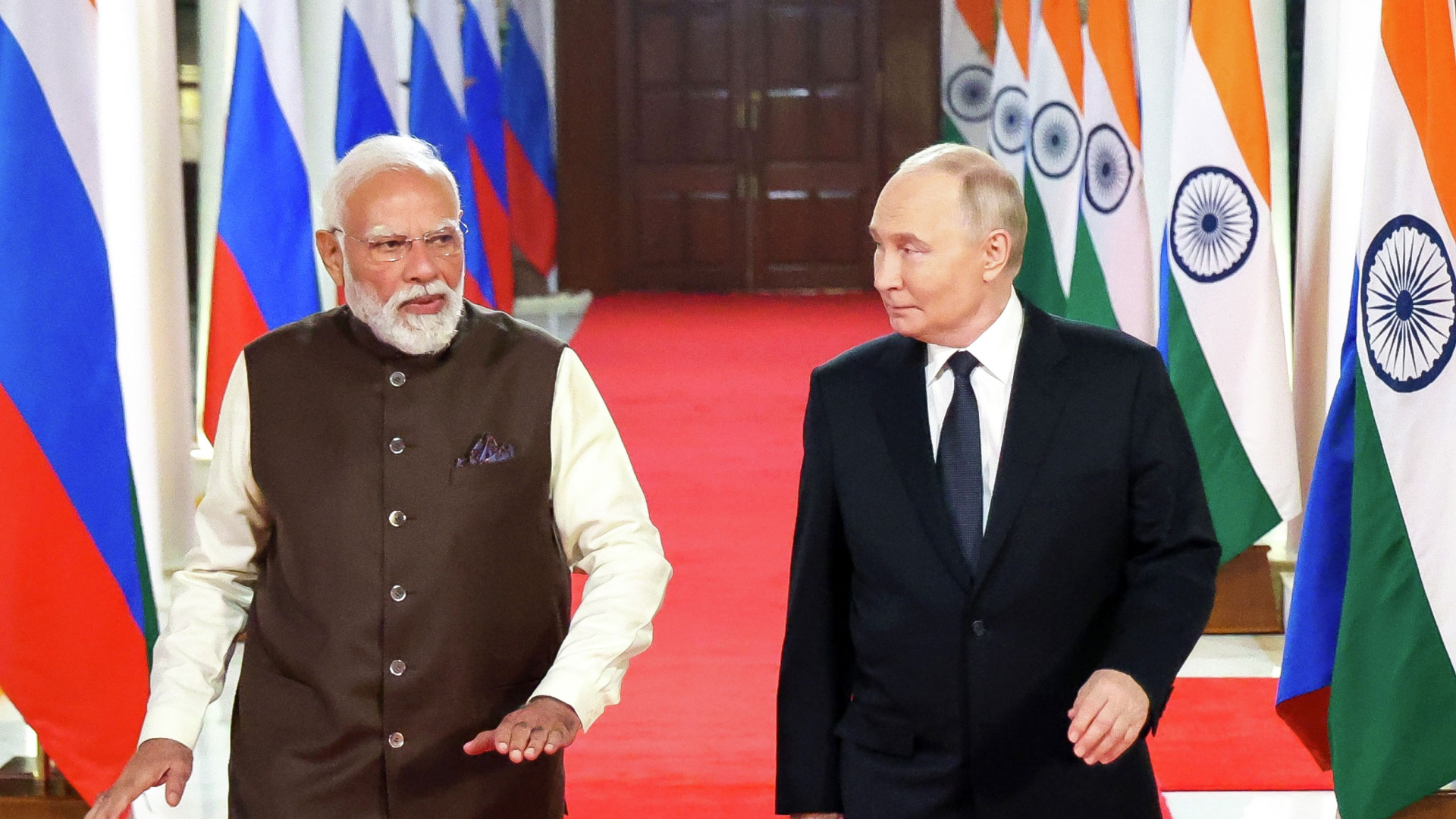 Путин и Моди начали переговоры в Нью-Дели