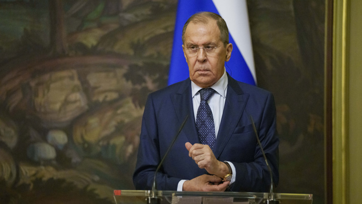 Лавров заявил об угрозе вмешательства Запада в выборы в Госдуму в 2026 г.