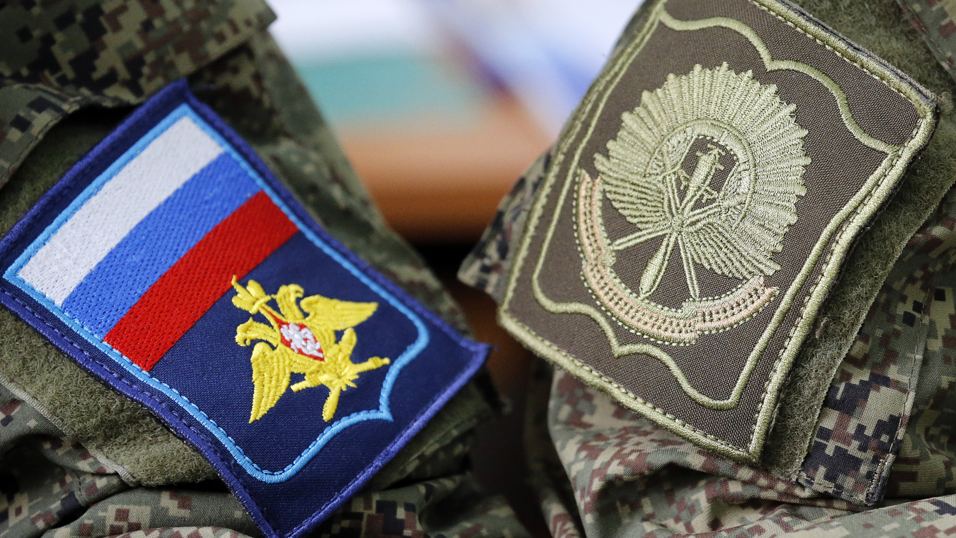 Посольство РФ: экипаж вертолета из граждан РФ и Белоруссии скоро покинет Тунис