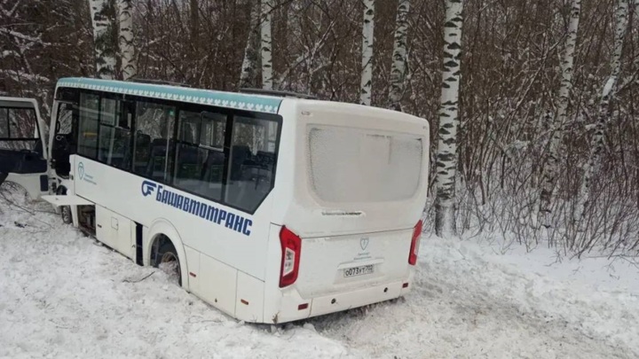 В Башкирии возбудили дело после ДТП с автобусом, в котором пострадала девочка
