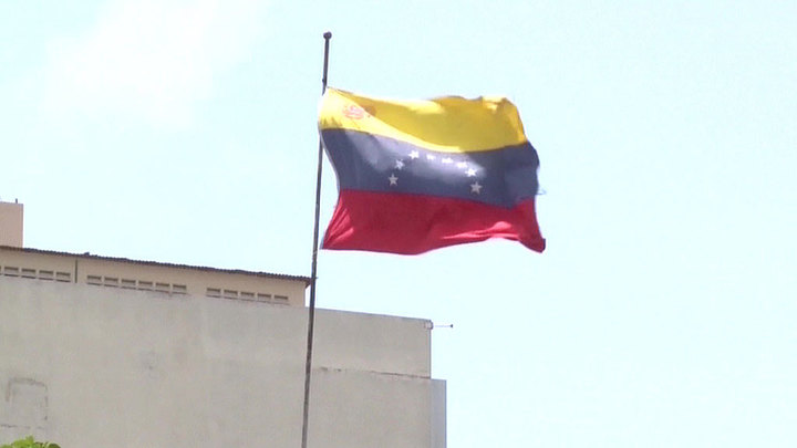 Парламент Венесуэлы вернется к нормальному режиму работы 5 января