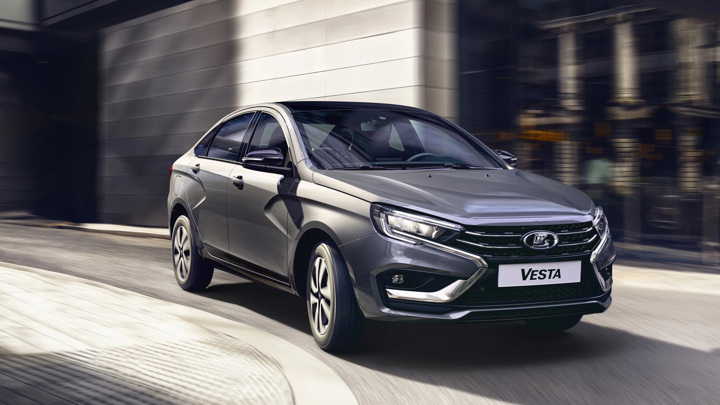 АвтоВАЗ начал продажи двухтопливного седана Lada Vesta CNG по цене от 1,5 млн