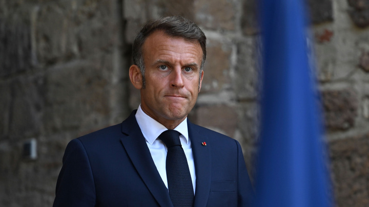 Макрон признал, что Европа зависит от американского СПГ