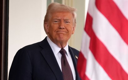 Ушаков рассказал, что отмечающему юбилей Трампу цифра 80 не совсем симпатична