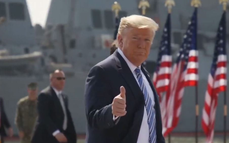Трамп заявил о полном контроле за Ормузским проливом