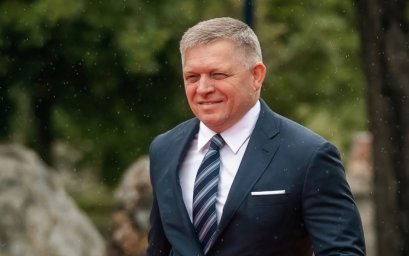 Фицо заявил, что "в туалетах Брюсселя" его спрашивают о встречах с Путиным