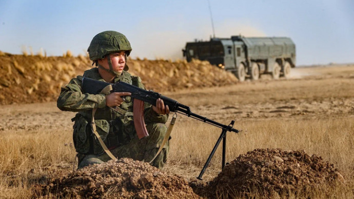Российские войска уничтожили украинских националистов под Красным Лиманом
