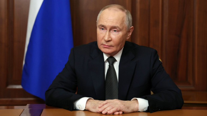 Путин наградил Антонова и Мацуева орденом "За заслуги перед Отечеством" - Новости на Вести.ru