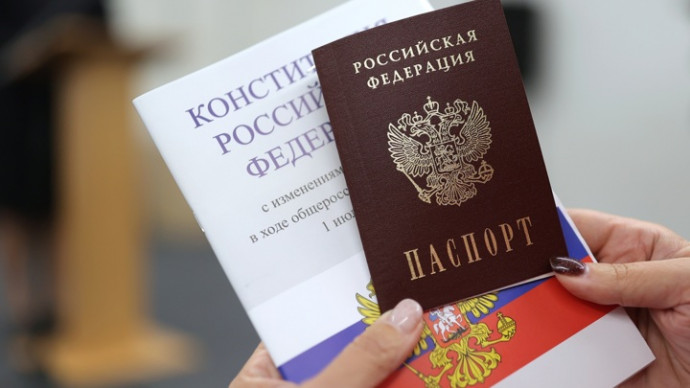 За год жителям четырех новых субъектов России выдано 2,2 млн паспортов