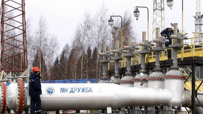 Польша возобновила прокачку нефти по "Дружбе"