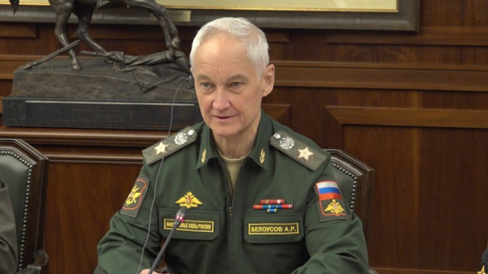 В России в 2025 году вновь сформируют Московский и Ленинградский военные округа - Новости на Вести.ru