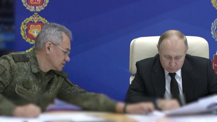 Путин ознакомился с работой штаба родов войск, участвующих в спецоперации