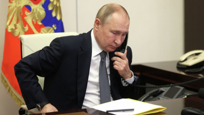 Президенты России и Кубы провели телефонные переговоры