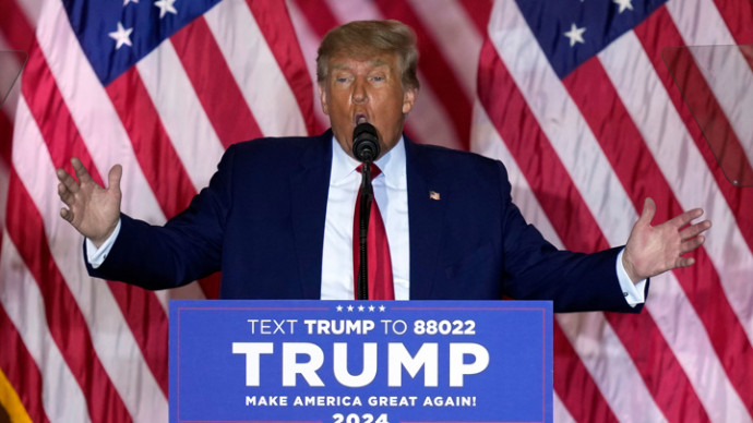 Дональд Трамп намерен вновь возглавить Америку