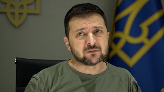 Зеленский призвал украинцев экономно потреблять электричество