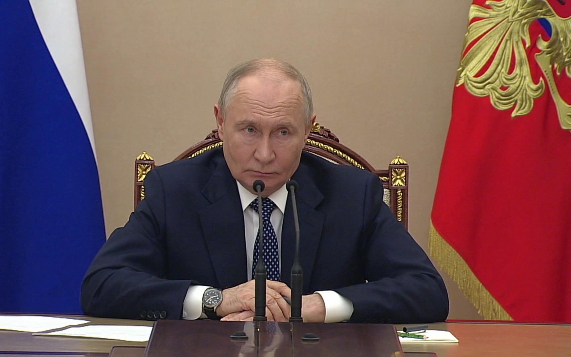 Путин заявил, что атаки ВСУ не могут создать серьезных проблем для экономики РФ Путин заявил, что атаки ВСУ не могут создать серьезных проблем для экономики РФ