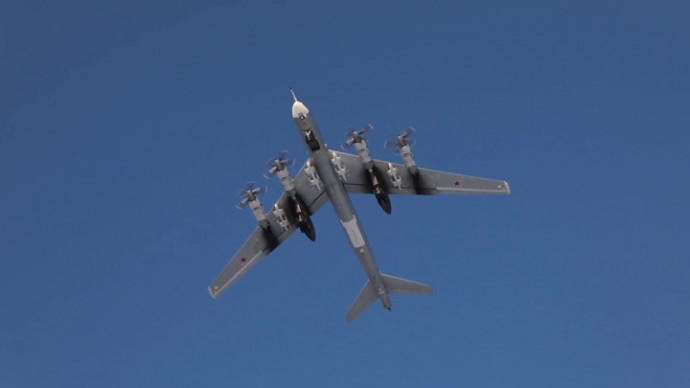 NORAD: военные самолеты ВВС РФ и КНР пролетели в нейтральной зоне у Аляски