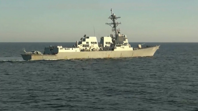 Хуситы объявили о возобновлении обстрелов кораблей ВМС США в Красном море - Новости на Вести.ru