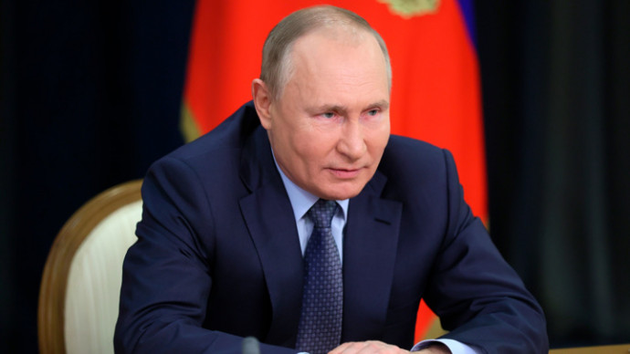Путин поздравил таможенников с профессиональным праздником